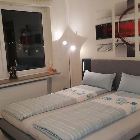 Appartement In Duesseldorf Naehe Messe Flughafen Bagian luar foto